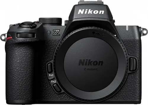 Nikon Z50 II + NIKKOR Z DX 18-140 VR – Vielseitige Systemkamera