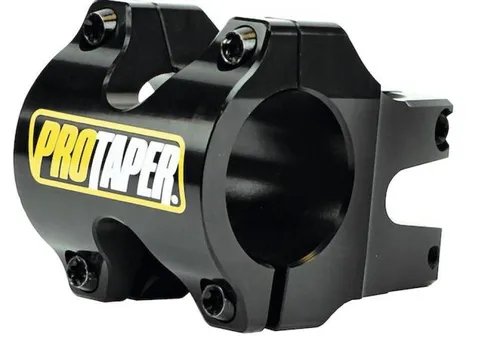 ProTaperMTB Fahrradlenker mit Vorbau 35mm - Schwarz/Gelb - Hochwertiger ProTaperMTB Fahrradlenker mit 35mm Lenkerklemmung. Ideal für Mountainbikes, bietet optimale Stabilität und Präzision bei jeder Fahrt. Perfekt für anspruchsvolle Trails und sportlichen Einsatz.