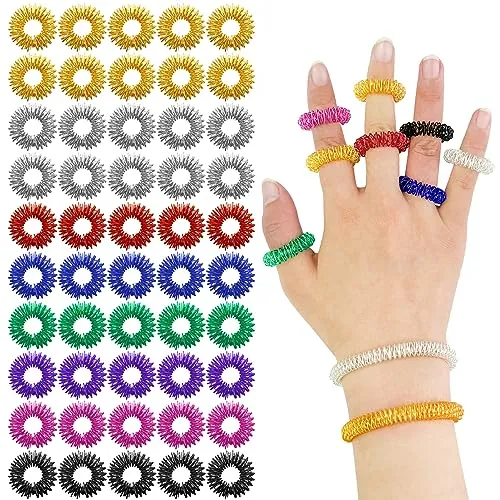 Mis.Moon 52 Stücke Finger Massage Ring Set, 8 Farben Stachelige Sensorische Finger Ringe Anti Stress Acupressur Ringe Leise Stress Reduzierer und Massager