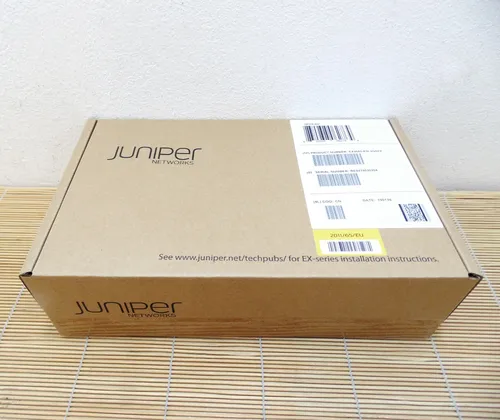 Produktbild NEW Juniper EX4550-EM-2QSFP 2-port 40-Gigabit QSFP+ expansion module Neu Sealed