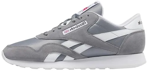 Reebok Classic Sneaker in Grau/Rot/Schwarz - Größe 40 EU - Stylische Sneaker mit Schnürverschluss und runder Kappe. Ideal für den Alltag, bieten sie Komfort und trendiges Design für jeden Look.