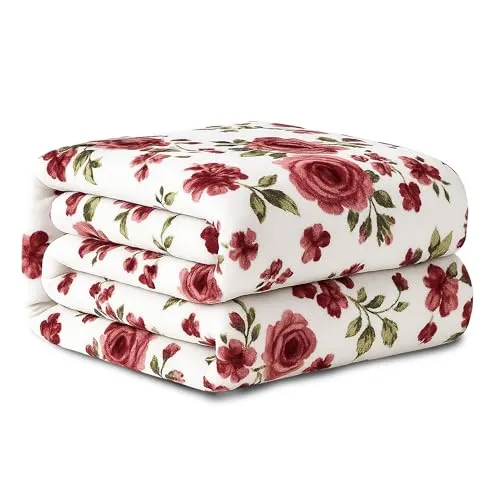 Bestlivings LUXUS XXL Kuscheldecke 240x200 cm – Edler Rosen-Druck - Kuscheldecke in XXL-Größe (240 x 200 cm) mit hochwertigem Rosen-Druck. Pflegeleicht und maschinenwaschbar bei 30 °C. Genießen Sie puren Komfort und Stil für gemütliche Stunden auf Sofa oder Bett.