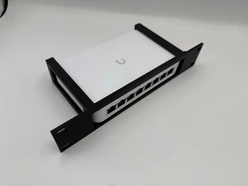 Ubiquiti UniFi Switch Lite USW-Lite-8-POE - 8-Port PoE Switch, ideal für Unternehmen und Home-Office, vereinfacht Installation von Access Points und IP-Kameras