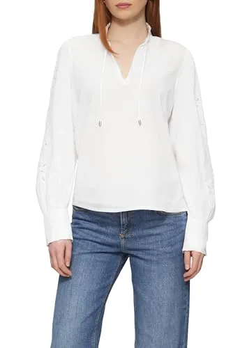 QS Langarmbluse mit Stickerei - Leichte Baumwollbluse in Weiß, ideal für den Sommer, mit stilvoller Stickerei an den Ärmel und bequemem Schnitt für optimalen Tragekomfort.