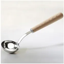 Infraworld Aufgusskübel mit Schöpfkelle aus Edelstahl - Saunakübel mit hochwertiger Edelstahl-Schöpfkelle und massive Zedernholz-Griff für ein authentisches Saunaerlebnis.