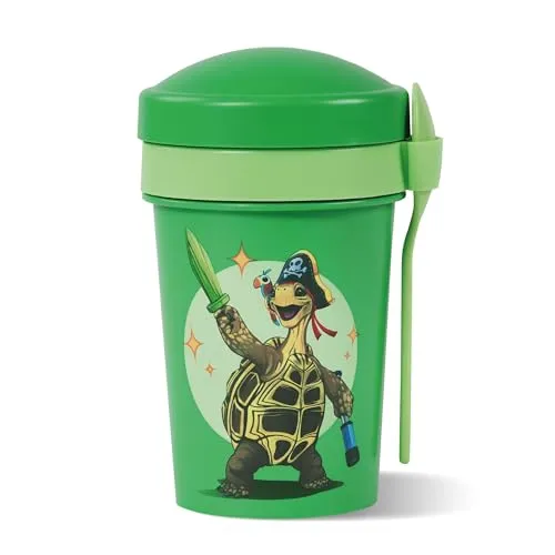 AWAVE Die Schule der Magischen Tiere Müslibecher To Go 540 ml rPET Grün Henrietta, Becher mit Löffel für Joghurt Müsli Früchte Suppe, Auslaufsicher