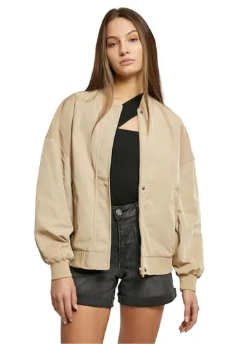 Urban Classics Damen TB5488 - Recycled Oversized Light Bomber Jacket - Funktionsjacken: Nachhaltige Damenjacke aus recyceltem Polyester mit trendigem Oversize Cut für ein selbstbewusstes Auftreten.