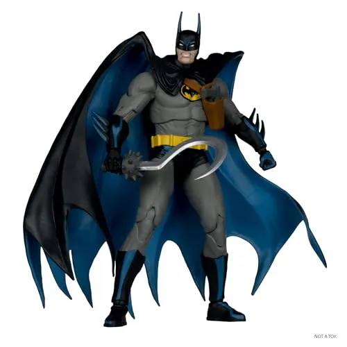 McFarlane DC Multiverse Collector Edition Actionfigur #34 Batman (Batman: Year Two) 18 cm - Detailreiche Actionfigur von Batman aus der McFarlane Collector Edition, ca. 18 cm groß, mit Zubehör und Base in einer ansprechenden Fensterbox.
