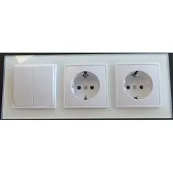 Abelka Nuovo weiß 1x Serienschalter 2x Schuko Steckdose - Wandsteckdosen mit elegantem Glasdesign, ideal für Längs- und Quermontage. Praktische Technik vereint mit stilvollem Aussehen für jeden Wohnraum.