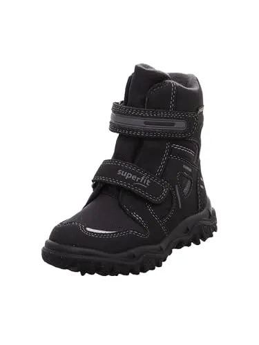 Superfit Husky schwarz/grau (0600) 30 - Vegane Winterstiefel für Jungen - Wanderschuhe für aktive Kinder, mit atmungsaktiver GORE-TEX Membran und warmem Futter für optimalen Komfort bei Kälte. Ideal für Abenteuer im Freien!