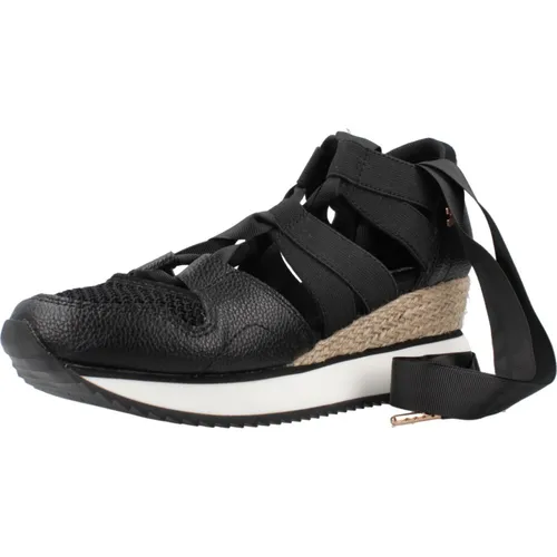 GIOSEPPO Damen Muir Sneaker, Schwarz/Weiß, 36 EU - Wanderschuhe mit Keilabsatz, gepolstert für höchsten Komfort und aus umweltfreundlichen Materialien nach GRS zertifiziert.