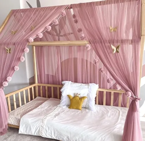 Baby Fancyroom Betthimmel - Tüll Baldachin für Kinderbett - 3-tlg. Set mit 2x Betthimmel und Pomponkette, ideal für Montessori-Hausbetten. Hochwertiger, luftdurchlässiger Tüll in altrosa, waschbar bei 30°.