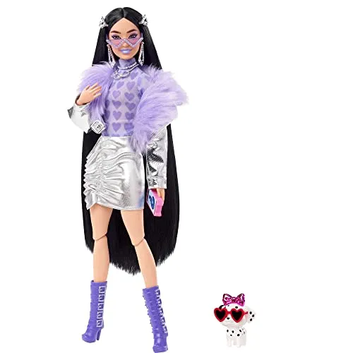 Barbie HHN07 - Extra Puppe (Schwarze Haare) mit lila Flausch-Kragen und Stiefeln, enthält Haustier mit Sonnenbrille und 15 Zubehörteile, Spielzeug für Kinder ab 3 Jahren