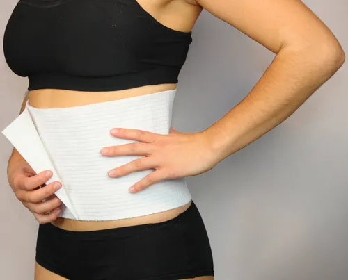 Hydas Rückenstützbandage Stark Gürtel für gesunden Rücken - Medizinische Verbrauchsmaterialien für den Rücken - Starke Stützkraft mit OUTLAST-Technologie für optimales Temperatur-Management und Unterstützung bei Rückenschmerzen.