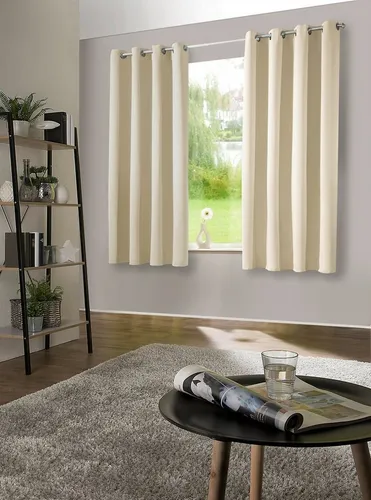 heimtexland ® Thermo-Verdunklungsgardinen Ösenschal 145x135 cm - Hochwertige Verdunklungsgardinen in Creme, lichtundurchlässig und isolierend. Ideal für gesundes Wohnen mit Energiespar- und Schalldämmeigenschaften. Pflegeleicht und edles Ambiente durch schwere Stoffqualität.