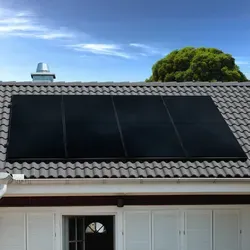 Balkonkraftwerk 2000 Watt Komplettset – Bifazial und Made in Germany - Leistungsstarkes Balkonkraftwerk mit 4 bifazialen Solarmodulen (2000 W) und WLAN-Wechselrichter. Ideal für maximale Energieausbeute und lange Lebensdauer durch 25 Jahre Garantie.