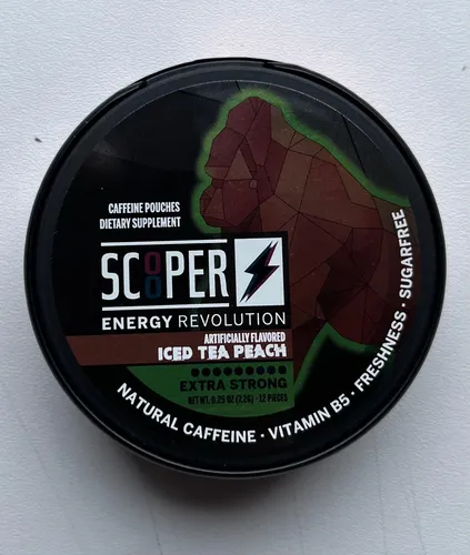 SCOOPER Energy Iced Tea Peach Xtra Strong – 80 mg Koffein pro Pouch - Erlebe den schnellen Energiekick mit 80 mg natürlichem Koffein pro Pouch. Zuckerfrei und vegan, ideal für einen aktiven Lebensstil. Praktisch mit integriertem Entsorgungsfach.