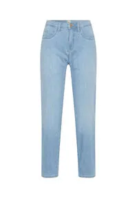 Style Mary S verkürzte Five-Pocket-Jeans - Jeans aus Ultralight-Denim-Qualität für maximalen Tragekomfort und eine perfekte Passform, ideal für lässige Looks.