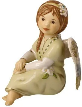 Goebel Engelfigur Schutzengel Gloria - Engel des Glücks - Engelfigur aus Steingut, ideal für die Weihnachtsdeko. Höhe ca. 10,5 cm, bringt Glück und Freude in Ihr Zuhause!