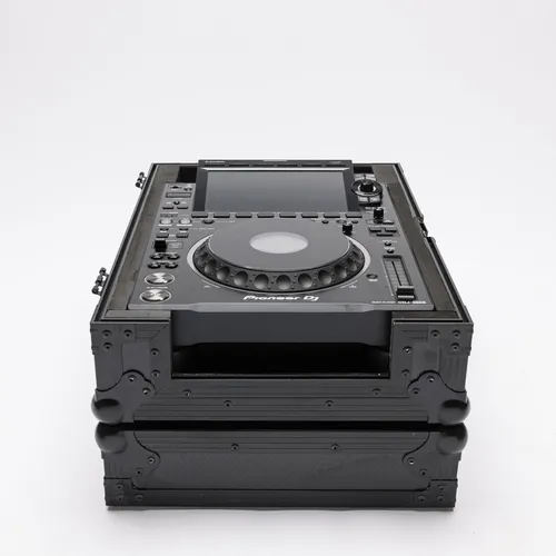 Magma Multi-Format Case Player/Mixer BB - Robustes DJ-Zubehör aus 9 mm Sperrholz, perfekt für den sicheren Transport von Equipment mit individueller Anpassungsmöglichkeit und gummierter Innenpolsterung.