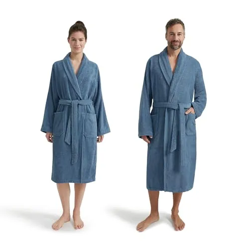 Möve Unisex-Bademantel Basic, Walkfrottier, Schalkragen, Gürtel, blau XS - Bademantel aus 100% Baumwolle im edlen steelblue, mit kuscheligem Schalkragen und praktischen aufgesetzten Taschen für ultimativen Komfort.
