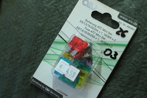 KFZ Sicherungen Set 600302 3 A 5A 7,5A 20A 25 A Roller Motorrad Quad Fuse Set