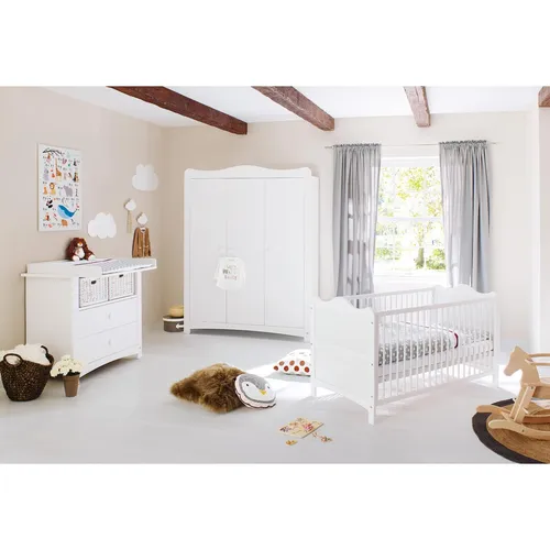 Pinolino® Babymöbel-Set „Florentina” 3-tlg. in Weiß - Kinderzimmer-Set mit hochwertigem Design, bestehend aus Bett, Wickelkommode und Kleiderschrank – ideal für eine stilvolle und funktionale Einrichtung.