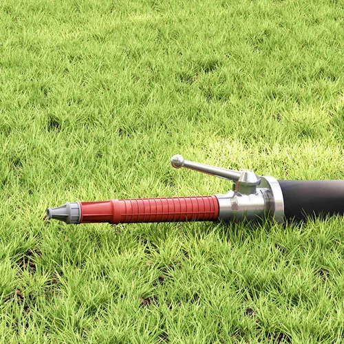 vidaXL Düse für Feuerlöschschlauch mit C-Kupplung - Bewässerung: Hochwertige Feuerwehrspritze mit 180° Schwenkschalter für schnellen Wechsel zwischen Sprüh- und Vollstrahl, ideal für effektiven Einsatz bis 14 m.