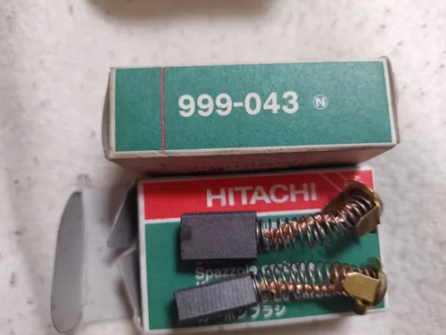 Hitachi / Hikoki Kohlebürsten 999-043(VE 2 Stck.) von Hitachi