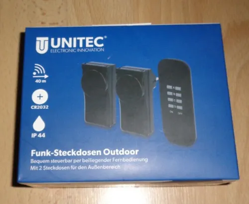 Unitec® Outdoor Funksteckdosen Set: Fernbedienung & 2x Funk Steckdose Schwarz - Praktisches Set für die Steuerung von Geräten im Freien, inklusive Fernbedienung für komfortable Nutzung.