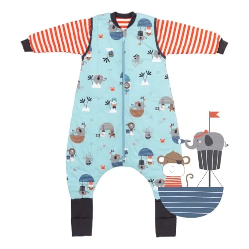 schlummersack Baby Schlafsack mit Füßen 2.5 Tog 60 cm Pirat - Babyschlafsäcke mit abnehmbaren Ärmeln und Anti-Rutsch-Noppen für sicheren Stand – ideal für Raumtemperaturen zwischen 15-21°C und ganzjährig einsetzbar.
