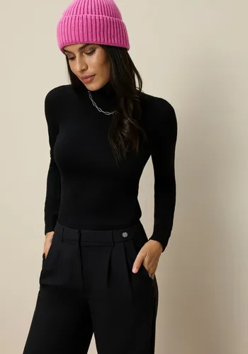 Tamaris Rollkragenpullover in enger Form mit Knopfdetails von Tamaris