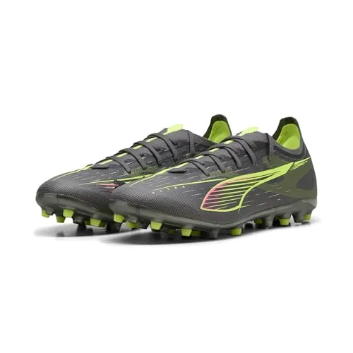PUMA Unisex Ultra 5 Match MG Fussballschuh, Matte Aged Silver-Yellow ALERT - Fußballschuhe mit GripControl-Beschichtung für optimale Ballkontrolle und leichter TPU-Außensohle für schnellen Spielstil.