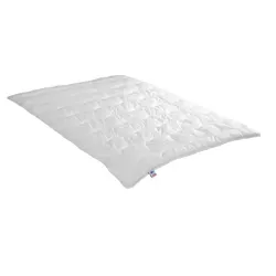 IRISETTE Duo-Steppbett 135x8 cm, weiß - Hochwertige Winter-Bettdecke von IRISETTE, ideal für gemütliche Nächte. Maße: 135 cm Breite, 8 cm Höhe. Jetzt anmelden und 10€ Willkommens-Gutschein sichern!