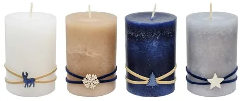 ZauberDeko Adventskerze 4er Set - Wachskerzen in Blau, Grau, Beige mit winterlichen Motiven – Ideal für eine festliche Atmosphäre in der Adventszeit. 100% deutsche Qualität, tropffest und selbstverlöschend.