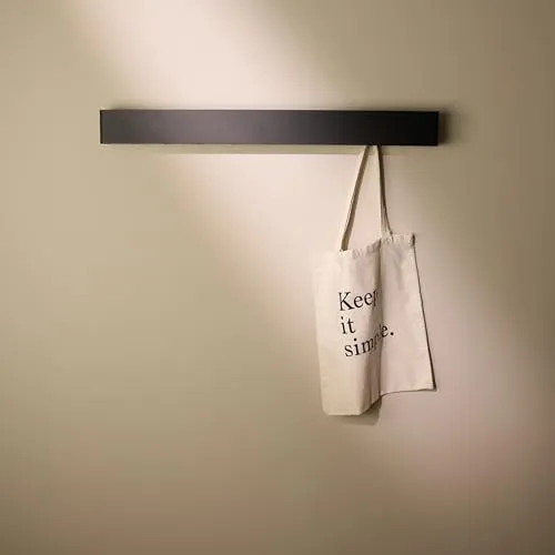 Designfabrik Hamburg Wandgarderobe 80 cm - Modernes Design in Matt Schwarz - Wandgarderobe aus hochwertigem, rostfreiem Aluminium mit verdeckten Haken. Ideal für Flur, Schlafzimmer oder Ankleidezimmer – kombiniert Stauraum mit minimalistischem Stil.