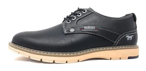 Mustang Shoes Schnürschuh - Stylischer Freizeitschuh in Schwarz - Halbschuhe aus Lederimitat mit kontrastierenden Nähten und auffälligem Logoschriftzug. Ideal für lässige Outfits und komfortables Tragen.