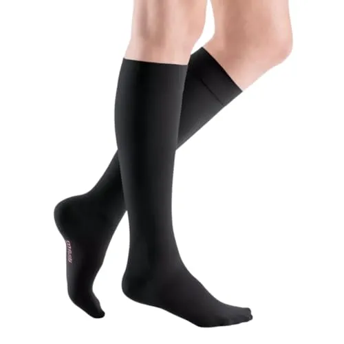 MEDI Strumpfhose mediven elegance CCL2 AD Kompressionsstrümpfe kurz schwarz I - Elegante, kurze Kompressionsstrümpfe in Schwarz, Größe I. Optimaler Komfort durch hochwertige Materialien (61% Polyamid, 39% Elastan) für den täglichen Gebrauch.