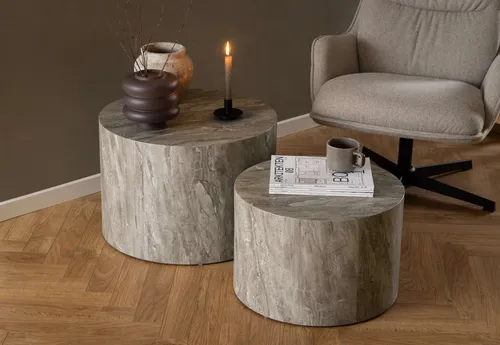 ACTONA GROUP Dice Couchtisch-Set - Modernes 2er-Set Couchtische in Steinoptik, pflegeleicht und ideal für stilvolle Wohnzimmer. Runde Tischplatten bieten großzügige Ablagefläche.