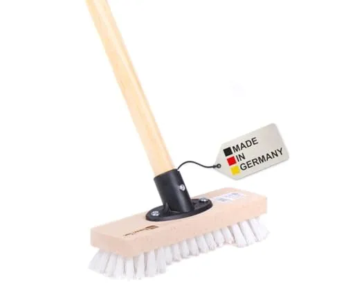 BawiTec Schrubber mit Bart/Borstenrand, Schrubberbürste 22cm Breit/Lang, Scheuerbürste mit Stiel Holzstiel, weiße Kunststoff-Borsten, QuickFix-Stielhalterung, Schrubberbesen, Bodenschrubber