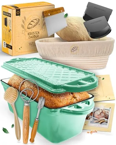 KRUSTENZAUBER XXL Brotbackform mit Deckel – Robuste Gusseisen Kastenform für perfektes Brot - KOMPLETT-SET: Die emaillierte Gusseisen Kastenform wird mit praktischem Zubehör geliefert, um dir das Backen zu erleichtern. Erlebe optimale Hitzeverteilung und genieße duftendes, knuspriges Brot – ideal für die ganze Familie!