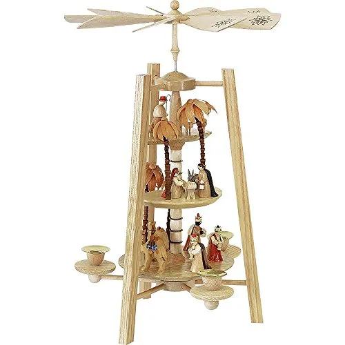 Richard Glaesser Weihnachtspyramide Heilige Familie, 3stöckig aus Erzgebirge - Weihnachtspyramide aus Holz, 3stöckig mit Kerzenhaltern, handgefertigte Handwerkskunst aus dem Erzgebirge, Höhe 42 cm für festliche Stimmung.