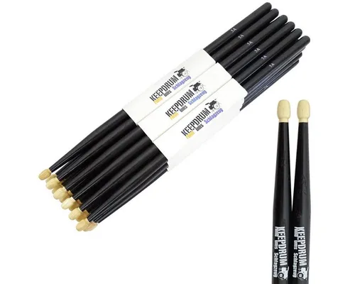 keepdrum Drumsticks keepdrum 5AB Black Hickory Schlagzeugstöcke Schwarz 12 Paar (Schwarz, 12 Paar), Einen guten Grip und ein angenehmes Spielgefühl