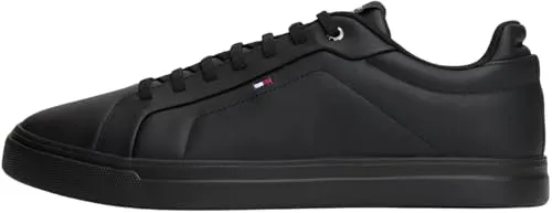 TOMMY HILFIGER ICON COURT LIGHT ESS Sneaker Herren Gr. 45 schwarz - Stylische Sneaker von Tommy Hilfiger aus Leder und Lederimitat, ideal für Freizeitaktivitäten. Der weich gepolsterte Schaftrand sorgt für hohen Tragekomfort.