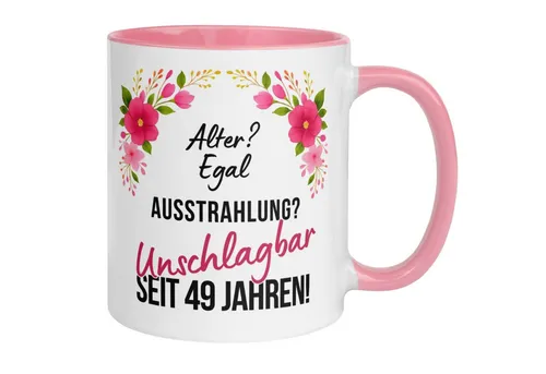 Momentals Tasse Geschenk zum 49. Geburtstag Frau – „Ausstrahlung einfach Unschlagbar“, Beidseitiger Druck · Links- & Rechtshänder · Spülmaschinenfest