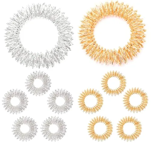 WOLMIK 12 Stück Finger Massageringe und Massage Armbänder (10 Ringe, 2 Armbänder), Akupressur Ringset für Jugendliche, Erwachsene, Stressreduzierer und Finger Handgelenk Massagegerät - Gold, Silber