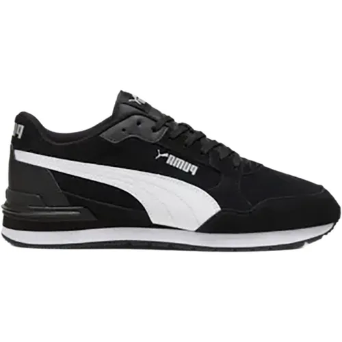 Puma ST Runner Version 4 SD - Schwarz - Sportlicher Sneaker mit zeitlosem Design, ideal für Freizeit und Alltag. Das strapazierfähige Obermaterial sorgt für Stabilität, während die flexible Laufsohle ein angenehmes Tragegefühl bietet. Perfekt für aktive Männer.
