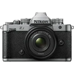 Nikon Z f + Nikkor Z 40mm f/2,0 SE von Nikon