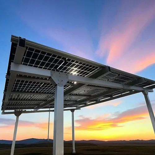 Doppelcarport mit 15 Solarmodulen aus Aluminium Silber - Stabiler Doppelcarport aus korrosionsbeständigem Aluminium mit Platz für 15 Solarmodule. Schützt Ihr Auto und erzeugt eigene Energie – eine clevere Investition für langfristige Einsparungen!