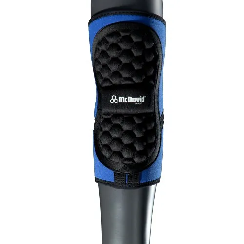 McDavid Handball Ellbogenschützer 672, royal, small - Hochwertiger Ellbogenschützer aus flexiblem Neopren mit innovativer Wabenpolsterung für optimalen Tragekomfort und Schutz beim Handball. Ideal für sportliche Aktivitäten und den Einsatz im Training.